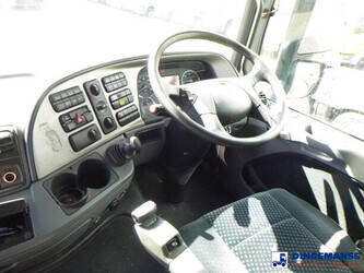 2011-mercedes-benz-actros-2544-47010013
