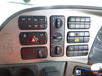 2011-mercedes-benz-actros-2544-47010014