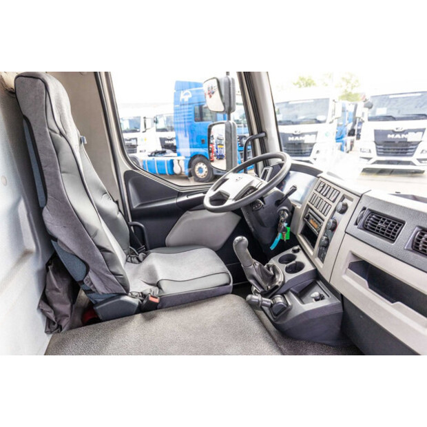 2012 فولفو FL 240-47010099