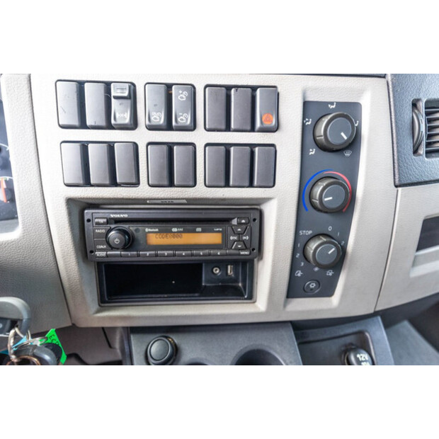 2012 فولفو FL 240-47010105