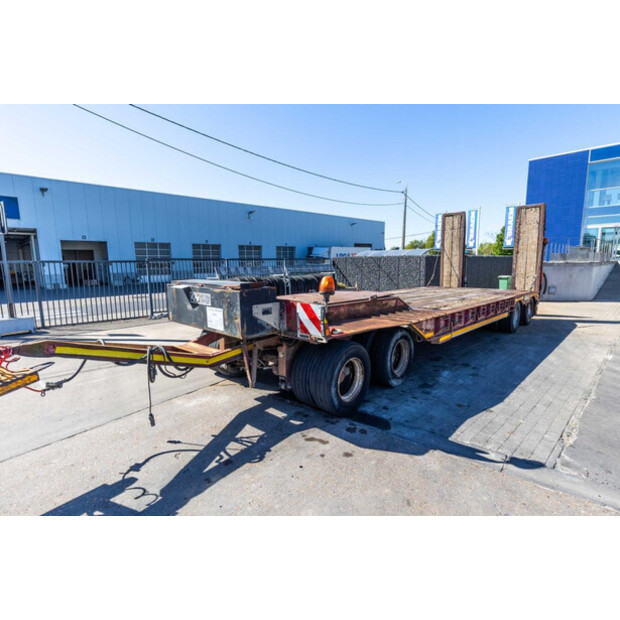 1997 خيسن آند فيربورت OTHERS-47010127