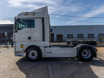 2011-man-tgx-18-480-1450286-47010171