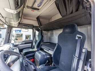 2011-man-tgx-18-480-1450286-47010176