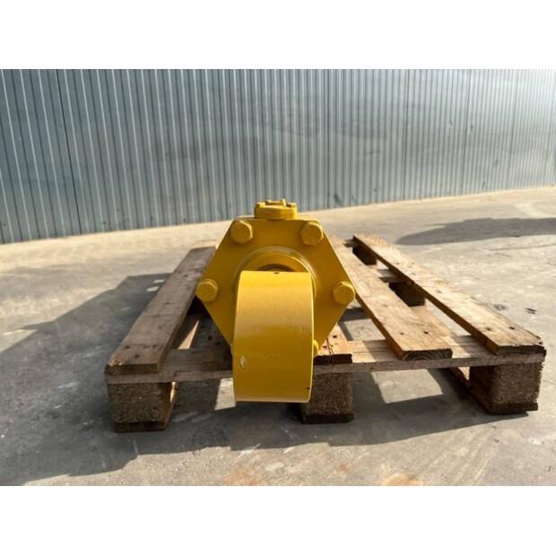 2026 كاتربيلر D8-47011735