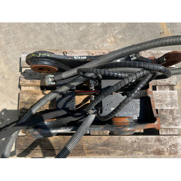 2017 OilQuick OQ65-47012113