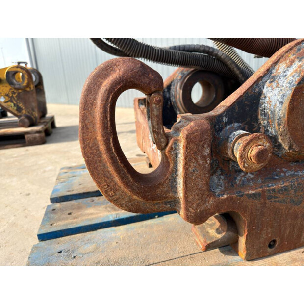 2018 OilQuick OQ70/55-47012157