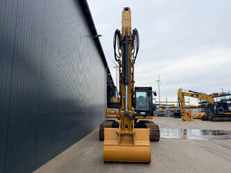 2018-caterpillar-323-1450558-47012694