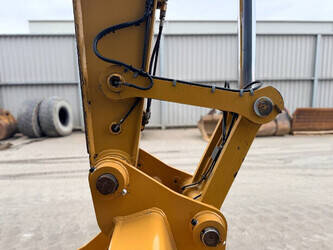 2018-caterpillar-323-1450558-47012700