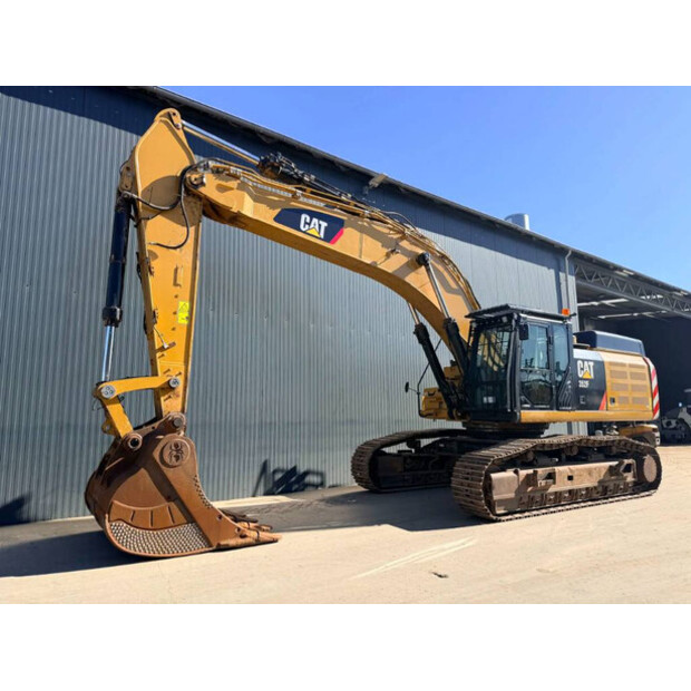 2017 Caterpillar 352F-47012931