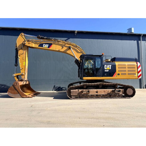 2017 Caterpillar 352F-47012935