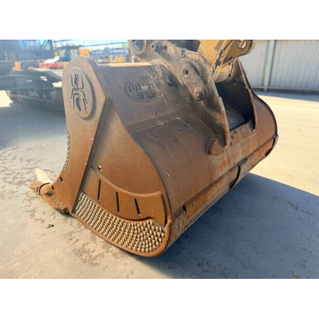 2017 Caterpillar 352F-47012945