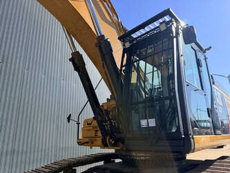 2017-caterpillar-352f-1450563-47012950