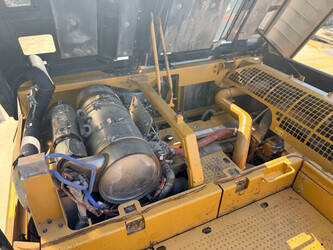 2017-caterpillar-352f-1450563-47012958