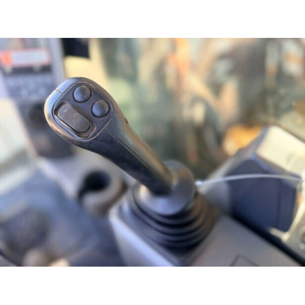 2017 Caterpillar 352F-47012965