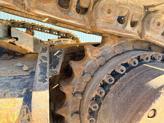 2017-caterpillar-352f-1450563-47012969