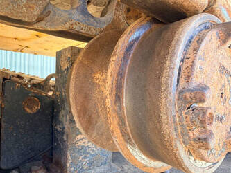 2017-caterpillar-352f-1450563-47012971