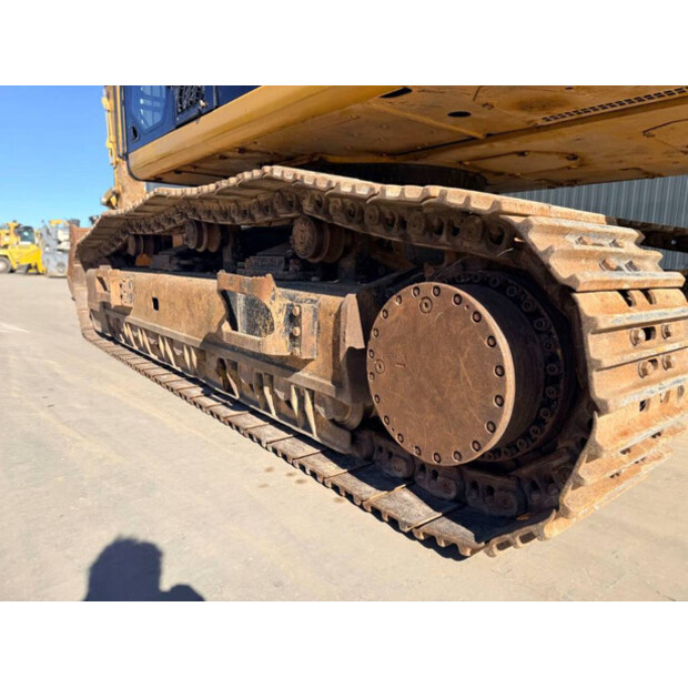 2017 Caterpillar 352F-47012972