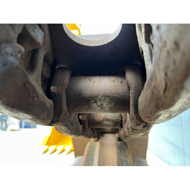 2015 Caterpillar 352FL-47013003