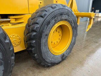 2018-caterpillar-140k-1450575-47013483