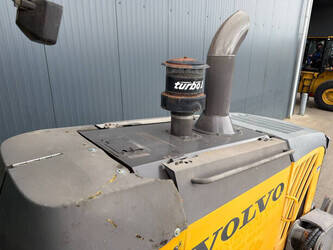 2010-volvo-g930-ce-1450577-47013542