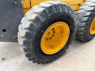 2010-volvo-g930-ce-1450577-47013570