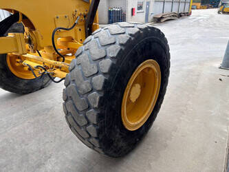 2010-volvo-g930-ce-1450577-47013572