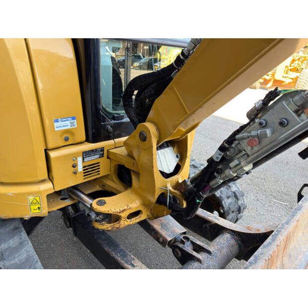 2020 كاتربيلر 303.5ECR-47013665