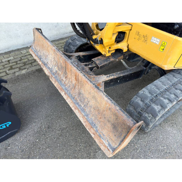 2020 كاتربيلر 303.5ECR-47013669