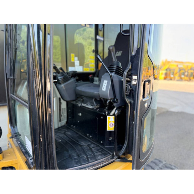 2020 كاتربيلر 303.5ECR-47013679