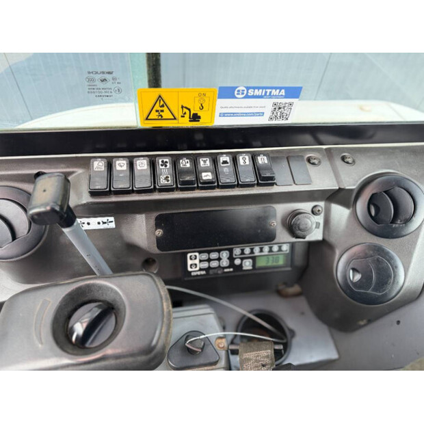 2017 TAKEUCHI TB230-47013729