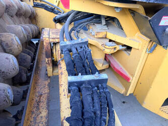 2011-caterpillar-cp76-1450592-47014302