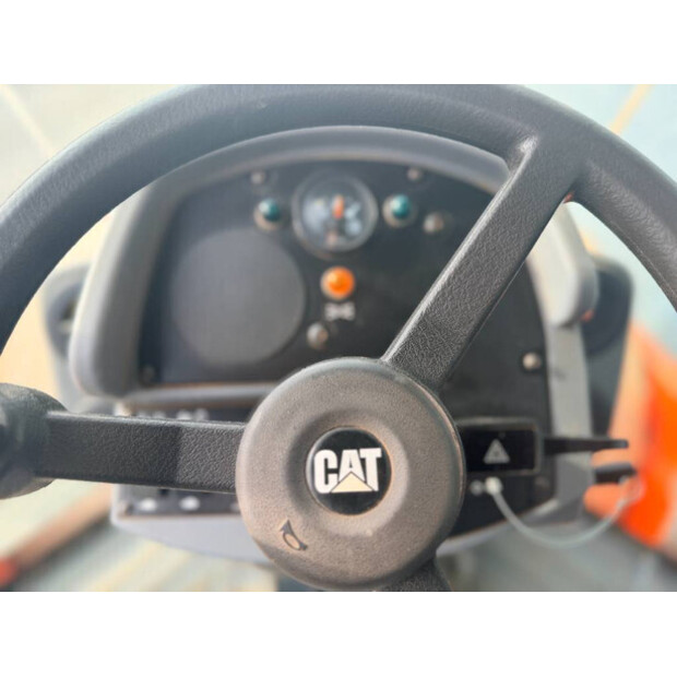 2011 Caterpillar CS74-47014320