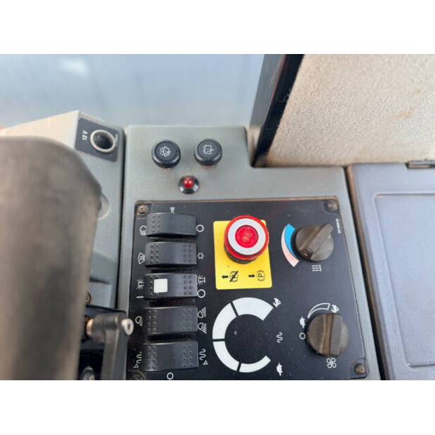2011 Caterpillar CS74-47014322