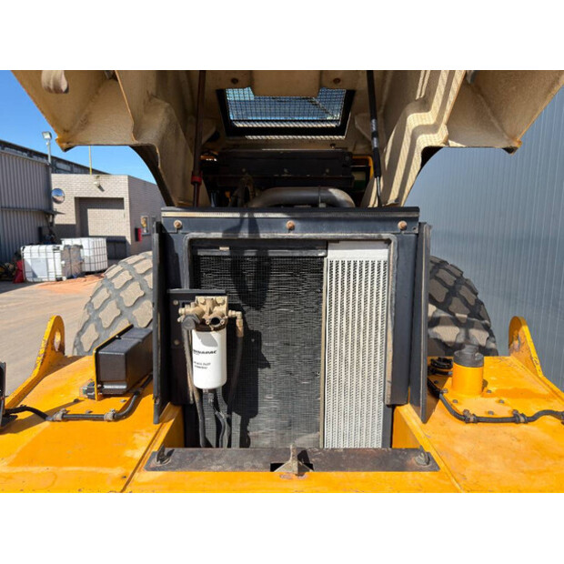 2011 DYNAPAC CA612D-47014524