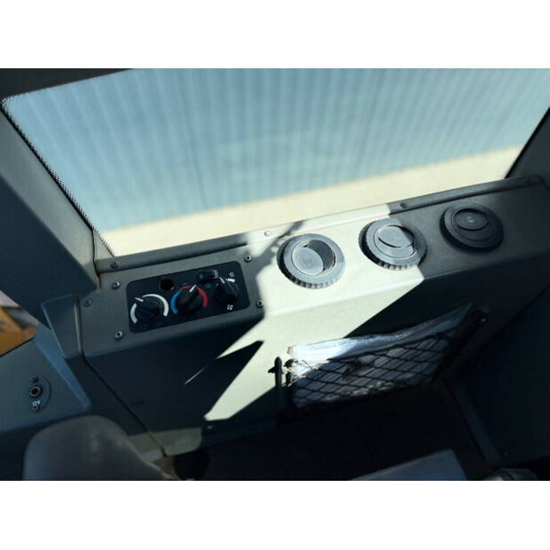 2011 DYNAPAC CA612D-47014536