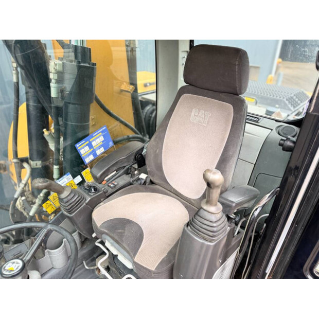 2011 Caterpillar M316D-47015184