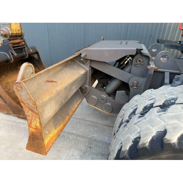 2016 فولفو EWR150E-47015383