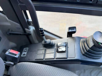 2016-volvo-ewr150e-1450643-47015413