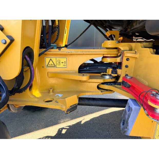 2017 Caterpillar 908M-47015462