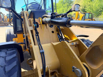 2017-caterpillar-908m-1450645-47015470