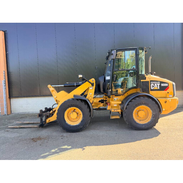 2017 Caterpillar 908M-47015472