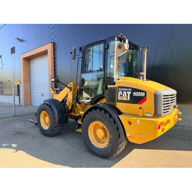 2017 Caterpillar 908M-47015473