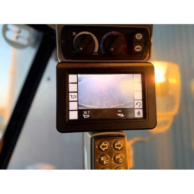 2017 Caterpillar 966M-47015656