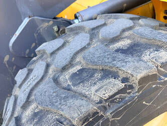 2014-volvo-l30g-1450650-47015676