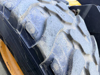 2014-volvo-l30g-1450650-47015679