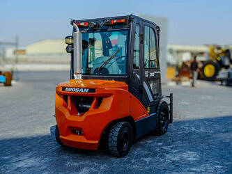 2020-doosan-d30s-7-47015717