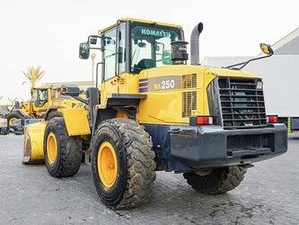 2013-komatsu-wa250-6-47015736
