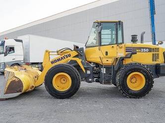 2013-komatsu-wa250-6-47015737