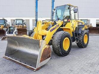 صورة ل شيولات 2013 كوماتسو WA250-6