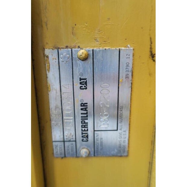 2002 Caterpillar G3516 (0CTL)-47016119